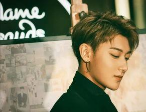 爆料黄子韬结婚了吗视频,揭秘明星私生活新动态  第2张