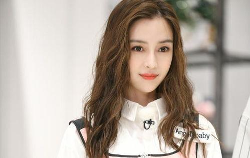 杨颖爆料李易峰视频,背后真相令人震惊  第1张